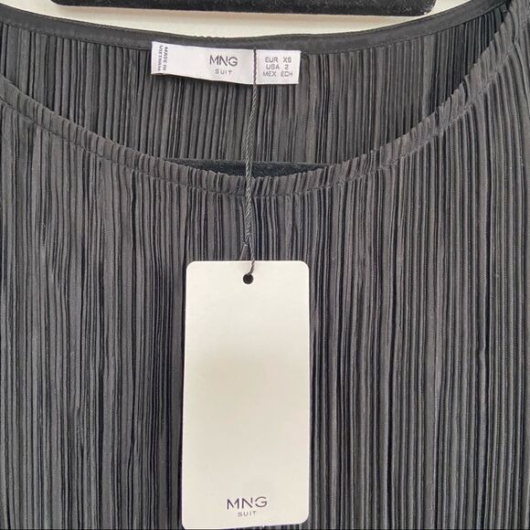 Mango MNG Suit Pleated Black Cold Shoulder Dress XS NWT - Picture 7 of 7